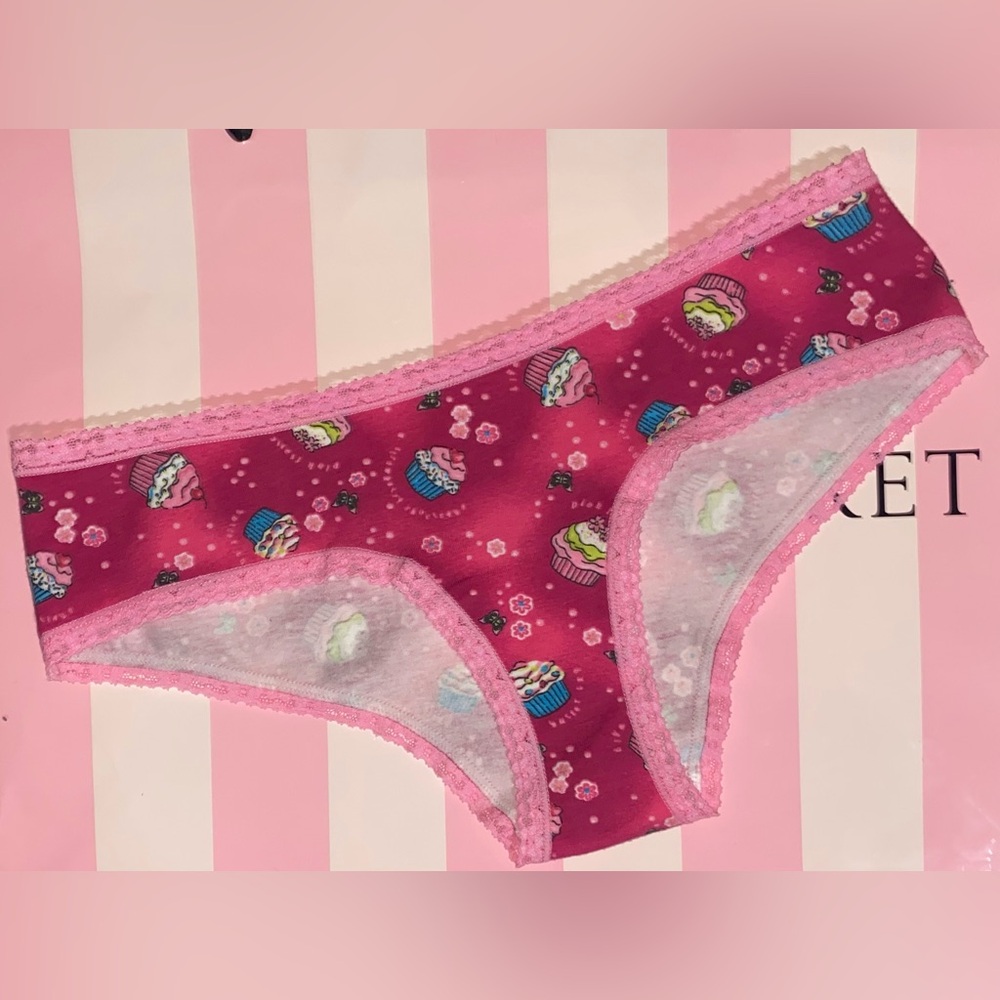 New Vintage Victoria’s Secret Panties cotton hipster low rise lace hipster Y2K